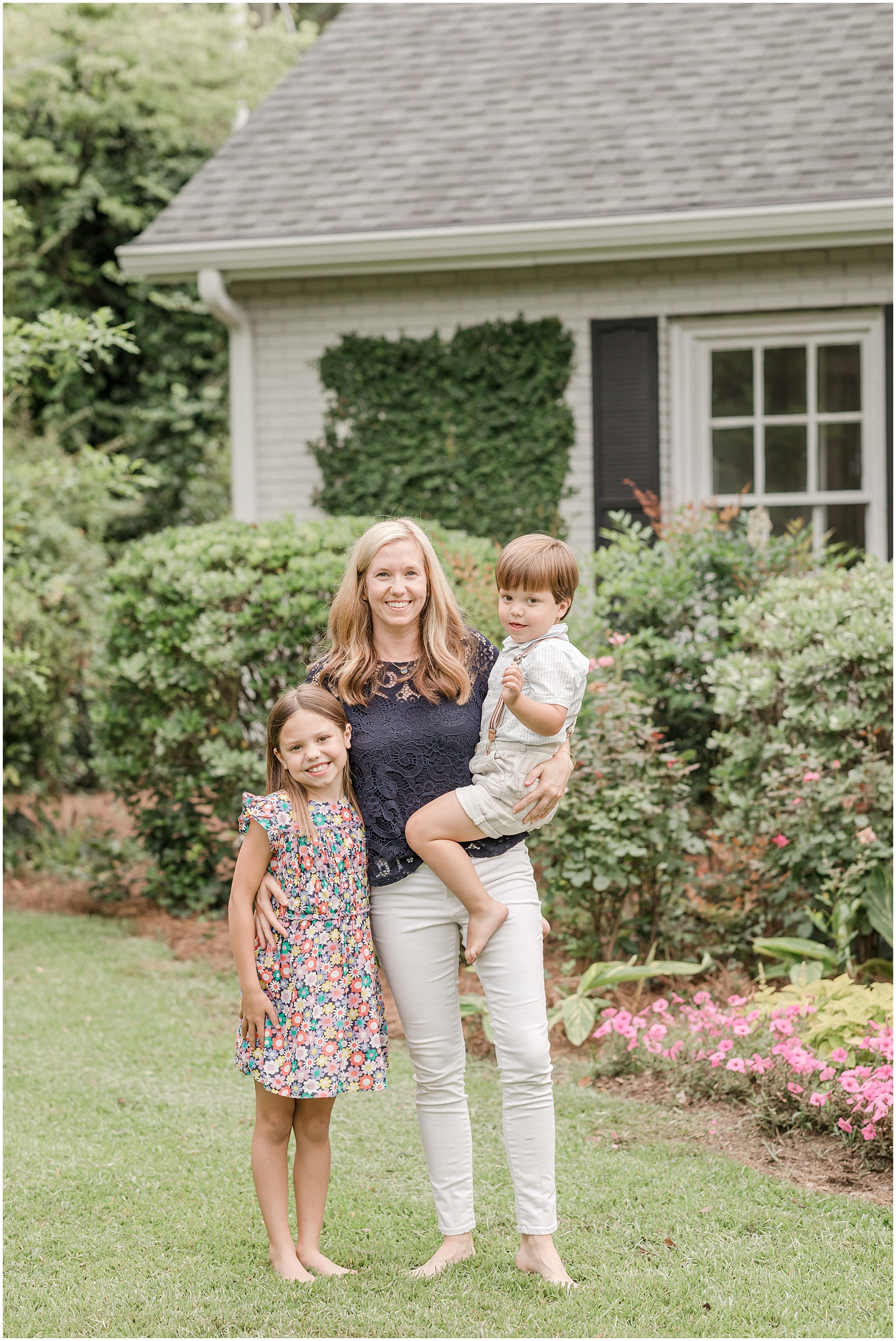 Atlanta family photographer,atlanta child photographer,cumming family photographer,front porch photos,