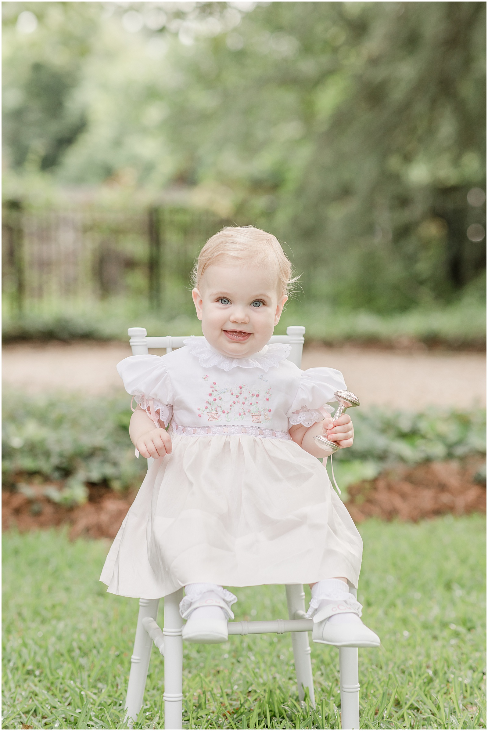 Atlanta baby photography,Atlanta milestone photographer,Classic children's portraits,atlanta baby photographer,first birthday,heirloom dress,