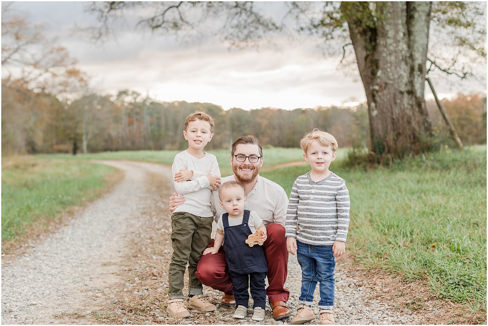 Cumming Family Photography, natural family photos, fall family photos, North Georgia photographer, North Atlanta Photographer, Cumming Georgia Photographer